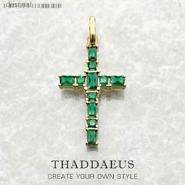 Pendant Necklaces Gold Plated Cross Green Stones Pendant Brand New Fine Jewellery 925 Sterling Silver Accessories Stylish Gift For WomanL242313