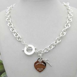 Designer Pendant Necklaces 2024 Fashion Jewellery Designer Pendant Necklaces Classic Design Womens Silver Necklace Chain Key Heart Love Egg Y9KV