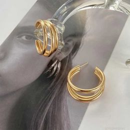 Серьги DesignerStud Золотой Цвет C-образный круглый круг для женщин Геометрические ушные шпильки Винтажные ювелирные украшения Бринкоса {категория}