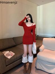Casual Dresses V-neck Off Shoulder Sexy Knitted Dress For Women Autumn/Winter Spicy Girls Underlay Red Wrap Hip Slim Fit Sweater Short