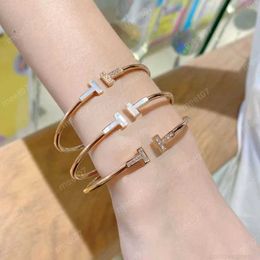 Designer fashion cuff designer Bangle bracelet simple classic open bangle expanded high quality bracelets gift Jewellery DGDP