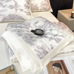 Comforters sets Summer Ice Silk Cool Comforter Super Soft Lightweight Blanket Smooth Air Condition Quilt Bedspread King Size Couple Bed Duvets YQ240313