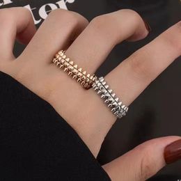 Electroplated K Gold Steel Rivet Bullet Rotating Mens Ring Womens Punk Party Gift Luxury No Fading Jewelry 240220