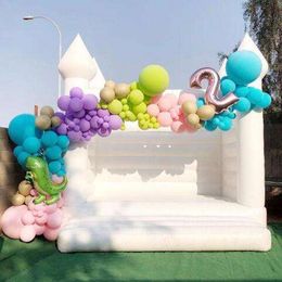 Partihandel 4,5x4,5 m (15x15ft) Full PVC Uppblåsbar vit studshus med fläkt kommersiella barnhoppare för födelsedagsfester för födelsedagsfester