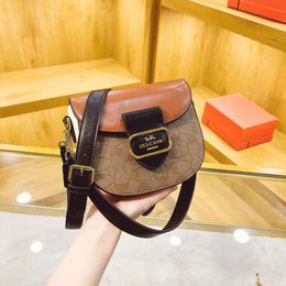 Designer Bags Are 90% Off Cheaper Womens 2024 New Light Luxury Small Bag with High Printed Crossbody Shoulder and Saddle Tide