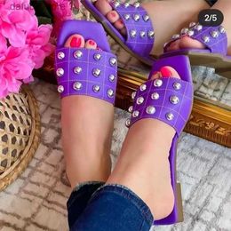 Slippers Sandals 2023 Oversized Slippers Womens Summer New Solid Color Square Head Rivet One line Flat Bottom CasualH240313