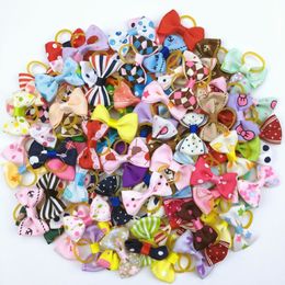 100 pieces lot Cute Ribbon Pet Grooming Accessories Handmade Small Dog Cat Hair Bows With Elastic Rubber Band 121 Colours Q1206290O