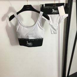 Nuovo set reggiseno bikini a vita alta con fettuccia larga, due pezzi