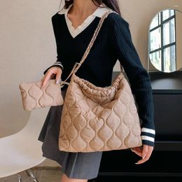 Evening Bags Quilted Tote Bag For Women Padded Down Cotton Hobo Handbags Bucket Bubbles Cloud Fashion Large Shoulder 2024