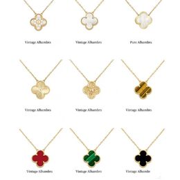 Pendant Necklaces 2023 Brand Clover Necklace Fashion Charm Single Flower 15mm Cleef Necklace Luxury Diamond Agate 18k Gold Designer Necklace for Women