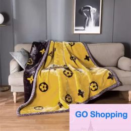 High-end Thickened milk plush blanket bed sheet Raschel plush office nap blanket coral plush single person blankets