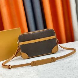 Messenger Bag Luxury Designer Cross body Shoulder Bag Mens and Womens Brief Case Handbag Postman Bag High Quality