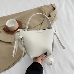 Shoulder Bags High Quality Crossbody Bag Women's PU Laether Fashion Bucket Solid Color Casual Chic Hobo Large Capacity Small Handbags