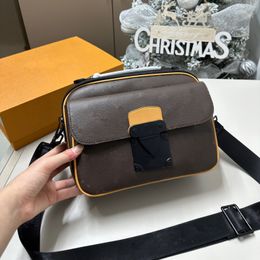 S Lock Designer Mens Messenger Bag High Quality Canvas Leather Crossbody Bag Handbag Male Epi Leather Edge Shoulder Bag