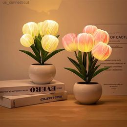 Table Lamps 1pc USB Tulip Flower Table Lamp - Anti-Realistic Night Light for Living Room and Bedroom - Decorative Vase Lamp - Perfect Gift for Mothers Day and Birthdays