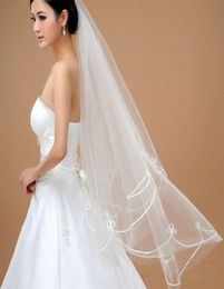 Bridal Veils 15M OneLayer Women Short Fingertip Length Tulle Wedding Veil Spiral Wavy Satin Ribbon Trim Solid Colour Sheer Thin6246149