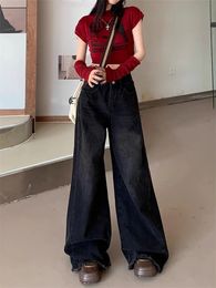 Jeans larghi da donna autunno inverno Pantaloni da donna stile street americano a vita alta neri Mop con bordo grezzo per donna 240307