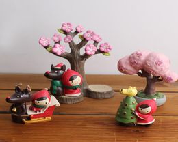 Adorable little red cap and wolf resin creative fashion ornaments Decole Fairy Tale series Concombre sell postage7518530