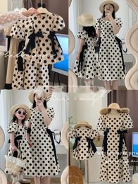 Family Matching Clothes Summer Polka Dot Mother Kids Mom Daughter Dresses Look Women Girls Dress Mommy And Me 240311