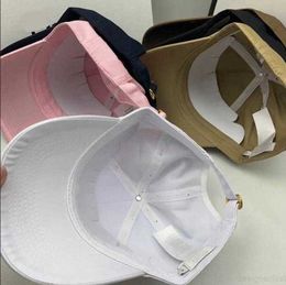 Designer Designer Hats Embroidered Baseball Cap Female Summer Casual Casquette Hundred Take Sun Protection Sun Hat 7colors 1522 QZ04 EU75