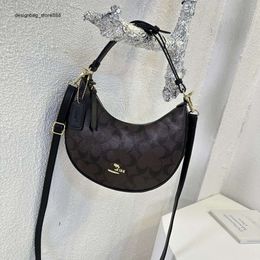 Stylish Handbags From Top Designers New Crcent Bag Womens Trendy and Fashionable Underarm Versatile Unique Single Shoulder Oblique Cross Casual
