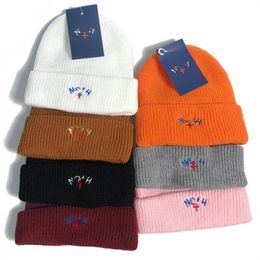 Berets Noah Knitted Hat Beanie Embroidery Ski Warm Winter Unisex Beanies Cap For Women Men 2024