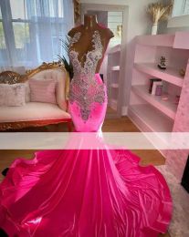 Sıcak Pembe Elmas Balo Elbiseleri Siyah Kızlar için 2024 Velvet Boncuklar Rhinestones Parti Önlükleri Denizkızı Giz Dress Vestidos De Gala 0314