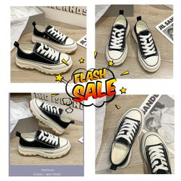 With Box Designer Casual Shoes Ace Sneakers Low Mens Womens Shoes High Quality Tiger Embroidered Black White Green Stripes Walking Sneakers GAI