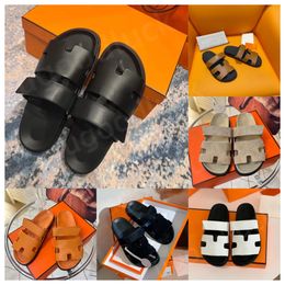 2023 sommer neue flache hausschuhe strand schuhe weibliche Klett casual sandalen zwei onkel schuhe männer tragen nicht-slip hausschuhe