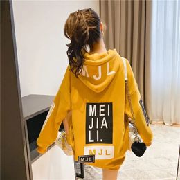 Woman Clothing Baggy Top Text Loose Hooded Long Womens Sweatshirt Yellow Letter Hoodies Printing Harajuku Fashion Y2k Style Emo 240301