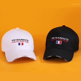 Visors VETEMENTS Black White Blue Red 4 Colours Hats High Quality Letter Flag France Embroidery Cap VTM Unisex1240N