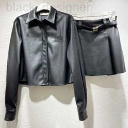 Two Piece Dress designer 23 autumn/winter new washed leather shirt jacket with waistband pleated skirt, fashionable and handsome RZ68