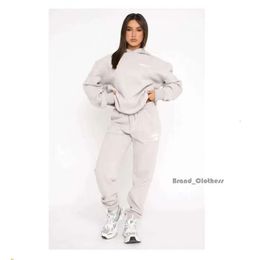 Designer Tracksuits White Fox Hoodie Women's Spring Autumn Winter New Hoodie Set Fashionable Sporty Long Sleeved Pullover Hooded Joggers White Fox 6989