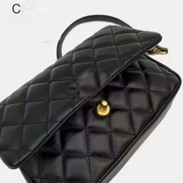 Heiße europäische und amerikanische Designer-Taschenfabrik Online-Großhandel Einzelhandel Neue Lingge-Kettentasche Schulterhandtasche Mode Vielseitige einfache Luxus-Tasche mit großer Kapazität