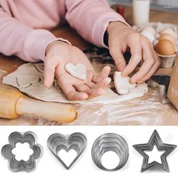 Baking Moulds Heart Cookie Cutter Set Stainless Steel Love Shaped Fondant Biscuit Moulds For Valentines Day Gifts Cake Decor Tools