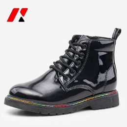 HBP Non Brand Hot Sale New Casual Thick Bottom Winter Ladies Rubber Sole Nonslip Shoes Comfortable Leather Black Women Martin Boots