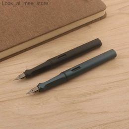 Fountain Pens Fountain Pens luxury High quality Frosted GREEN Fountain Pen fashion Matte Black Business Office school supplies Titanium black nib ink pens Q240314