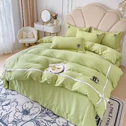 Fashion brand four-piece bed set letter c full quilt set sheets winter high-end thickened baby fleece three-piece bed set high-end light luxury 2403143