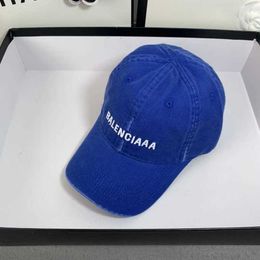 Designer Ball Caps Ball Caps Couple Sports Designer Ball Cap Outdoor Travel Sunscreen Distressed Letters casquette eras Quality Y70S KDXW