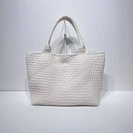 Botteg Venet High end bags for Tote Bag 2024 New Style Handmade Woven Large Capacity Womens Shoulder Mother Original 1:1 with real logo and box