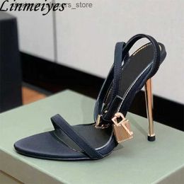 Dress Shoes 2022 New High Heel Gladiator Sandals Womens Designer Metal Decorative Ankle Buckle Track Shoes Womens Summer Sandals Q240314