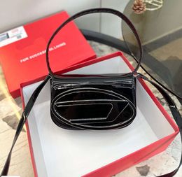Top quality Jingle Bag Designer Bag Luxury Handbags Shoulder Bags Womens Fashion 100% leather armpit Metallic Plain Classic purse45