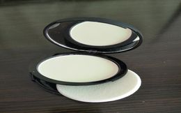 Makeup Bye Bye Pores Pressed Powder Poreless Finish Airbrush Cosmetics Face Cake Pressed Powders with Puff Supplying 7082583