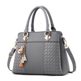 New Qishi Handbag Large Capacity Women S Simplified One Shoulder Crossbody Bag implified houlder