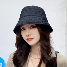 Berets Winter Cotton-Padded Female Korean Solid Colour Versatile Diamond Lattice Fisherman Hat Trendy Web Fashion Flat Top Warm