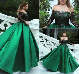Black Lace Sheer Long Sleeves Ball Gown Prom Dresses 2020 Off Shoulder Lace Satin Formal Evening Dresses African Pageant Party Gow7957410