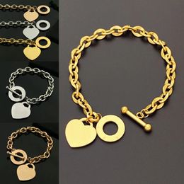 New Heart shaped necklace with designer bracelet Luxury women's fashion suit Brand Jewellery with packaging box Social gathering gifts