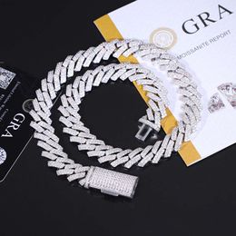 Bracciale a catena cubana liscia larga 15 mm con pietra preziosa in argento sterling Vvs1 Bracciale a maglia cubana placcato oro Moissanite 18k