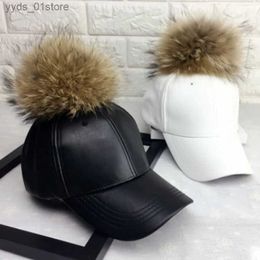 Ball Caps MAERSHEI Women Fashion Real Fur Baseball C Warm Casual Sweer Girl Hat Snback Pom C Leather Hip Hop Bone Cs L240314