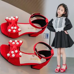 Girls Elegant Princess Sandals Crystal Beads Lacquer Leather Childrens Shoes Open Toe Low Heel Solid Summer Kid Shoes 240312